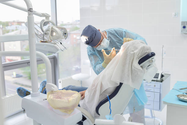 Best Emergency Tooth Extraction in Fairplains, NC